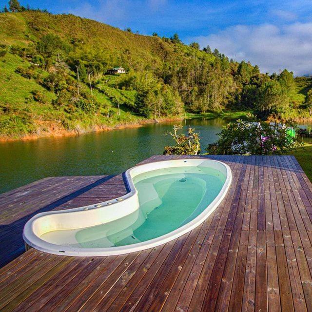 Aw Guatape Glamping Resort 외부 사진